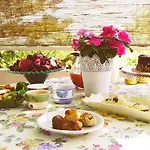 Giogaia Bed & Breakfast 3*